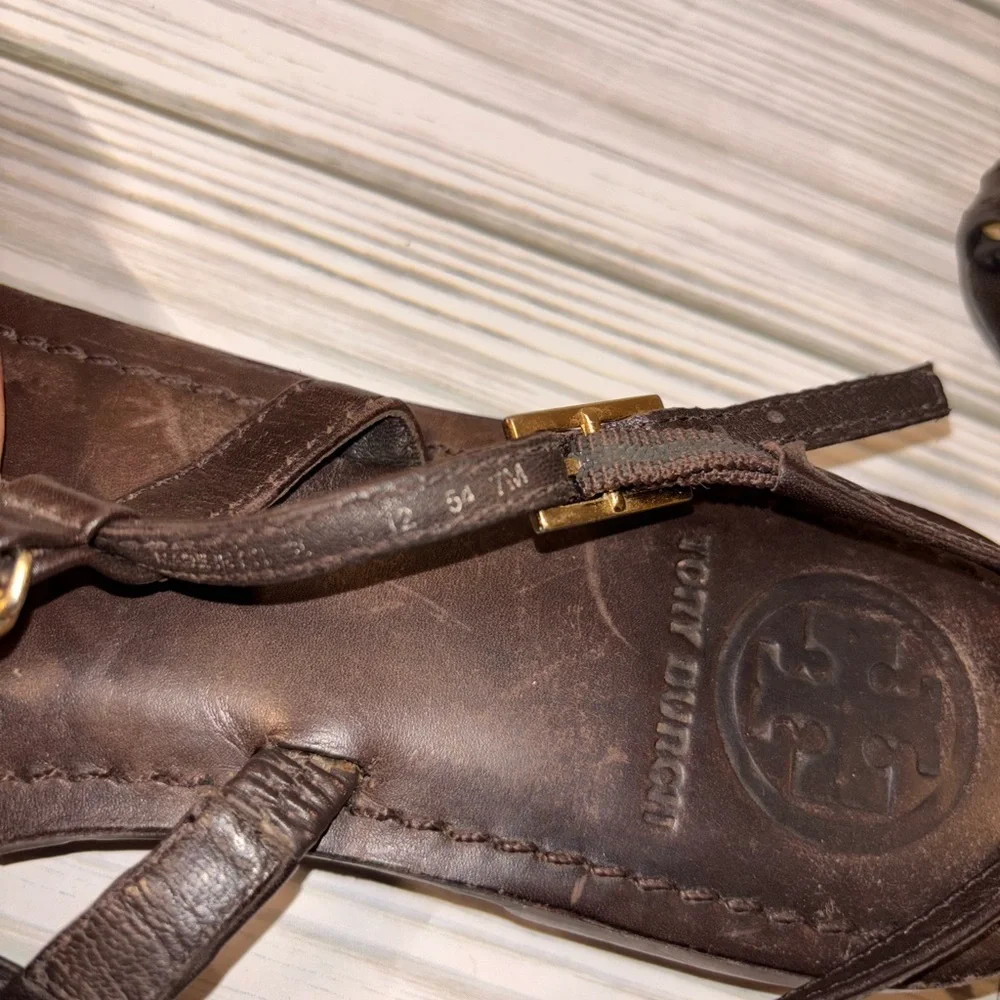Tory Burch Brown Leather Logo Thong Sandals with Gold Hardware